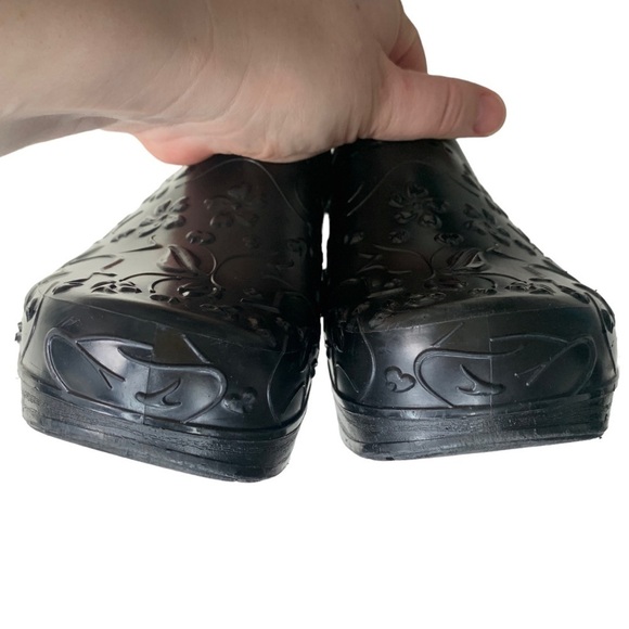 Dansko Pixie Black Floral Embossed Rubber Clogs Shoes Women's Size 37 - Picture 5 of 14